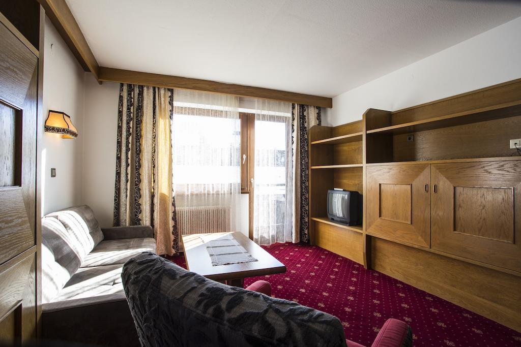Appartementhaus Solstein Seefeld in Tirol Room photo