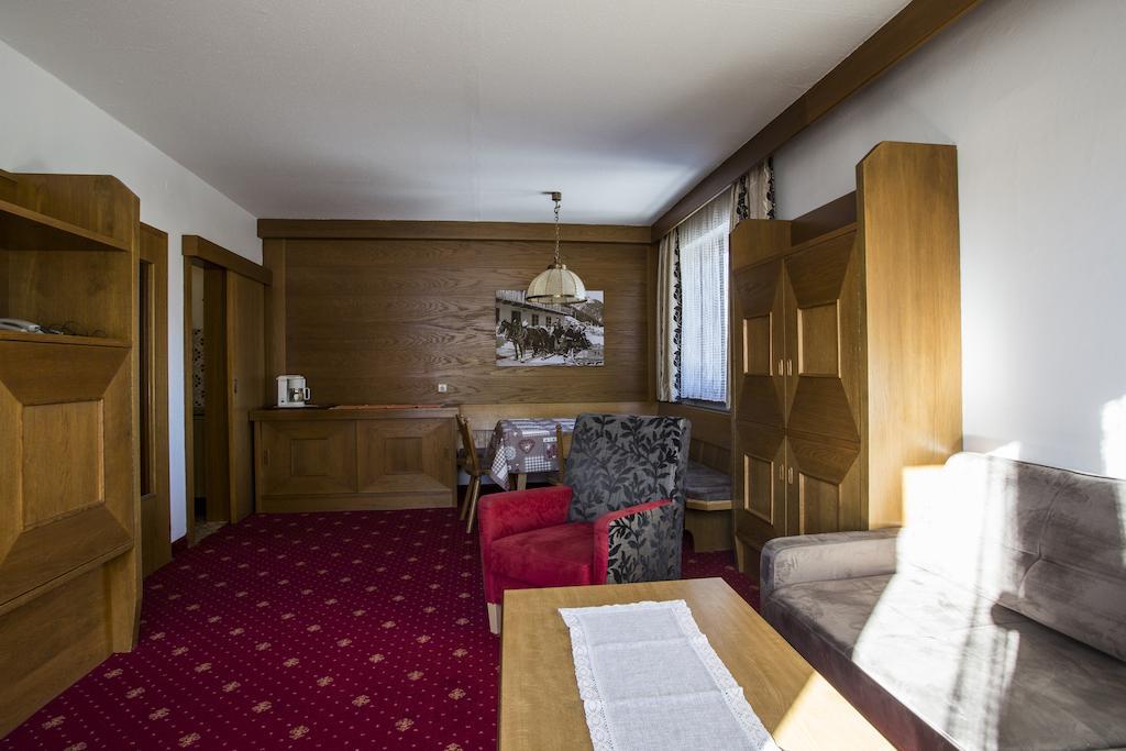 Appartementhaus Solstein Seefeld in Tirol Room photo